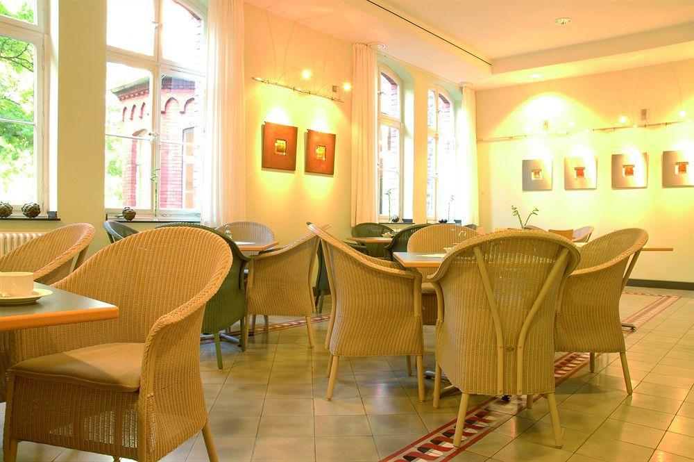 Hotel Mutterhaus Duesseldorf Bagian luar foto