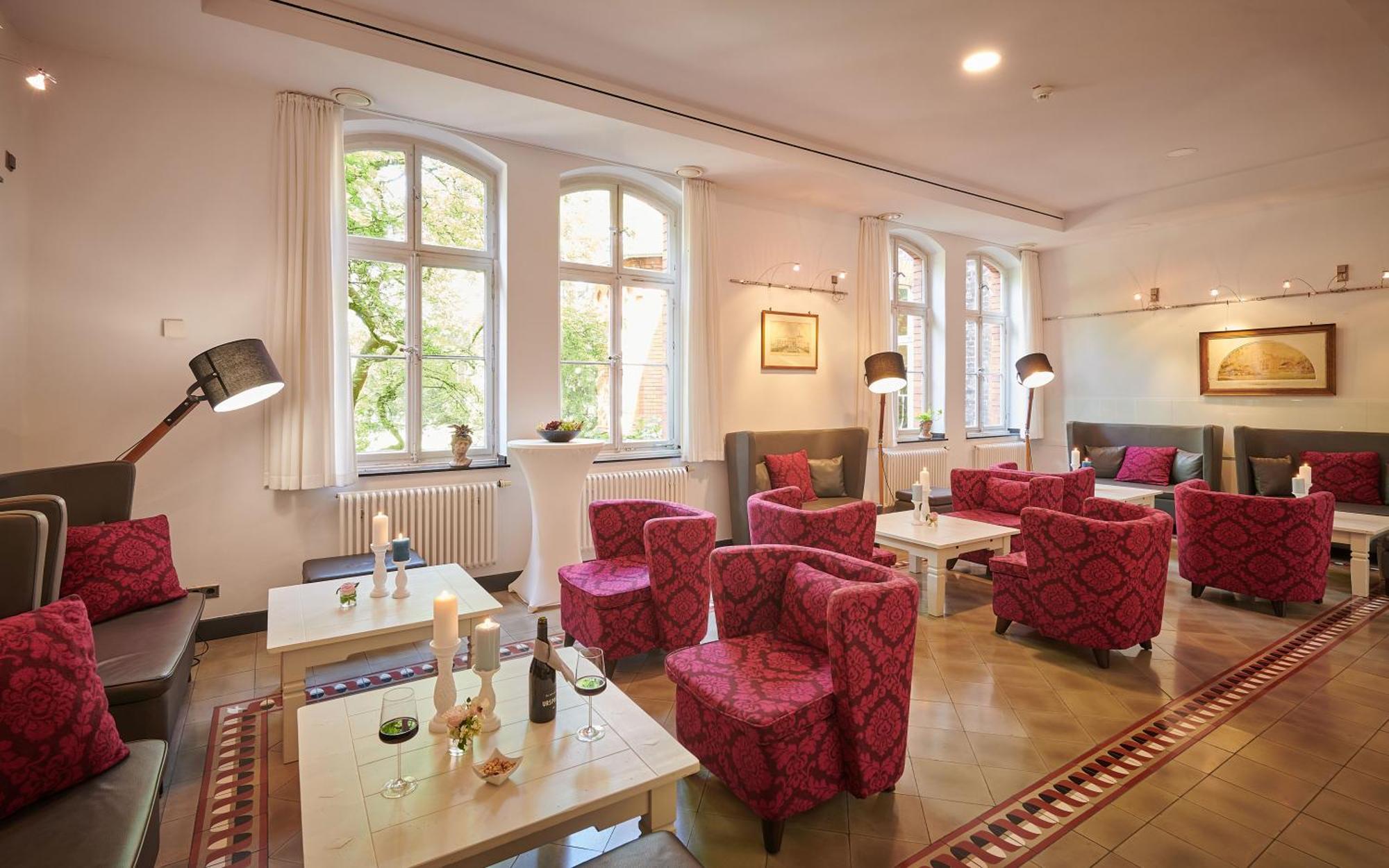 Hotel Mutterhaus Duesseldorf Bagian luar foto