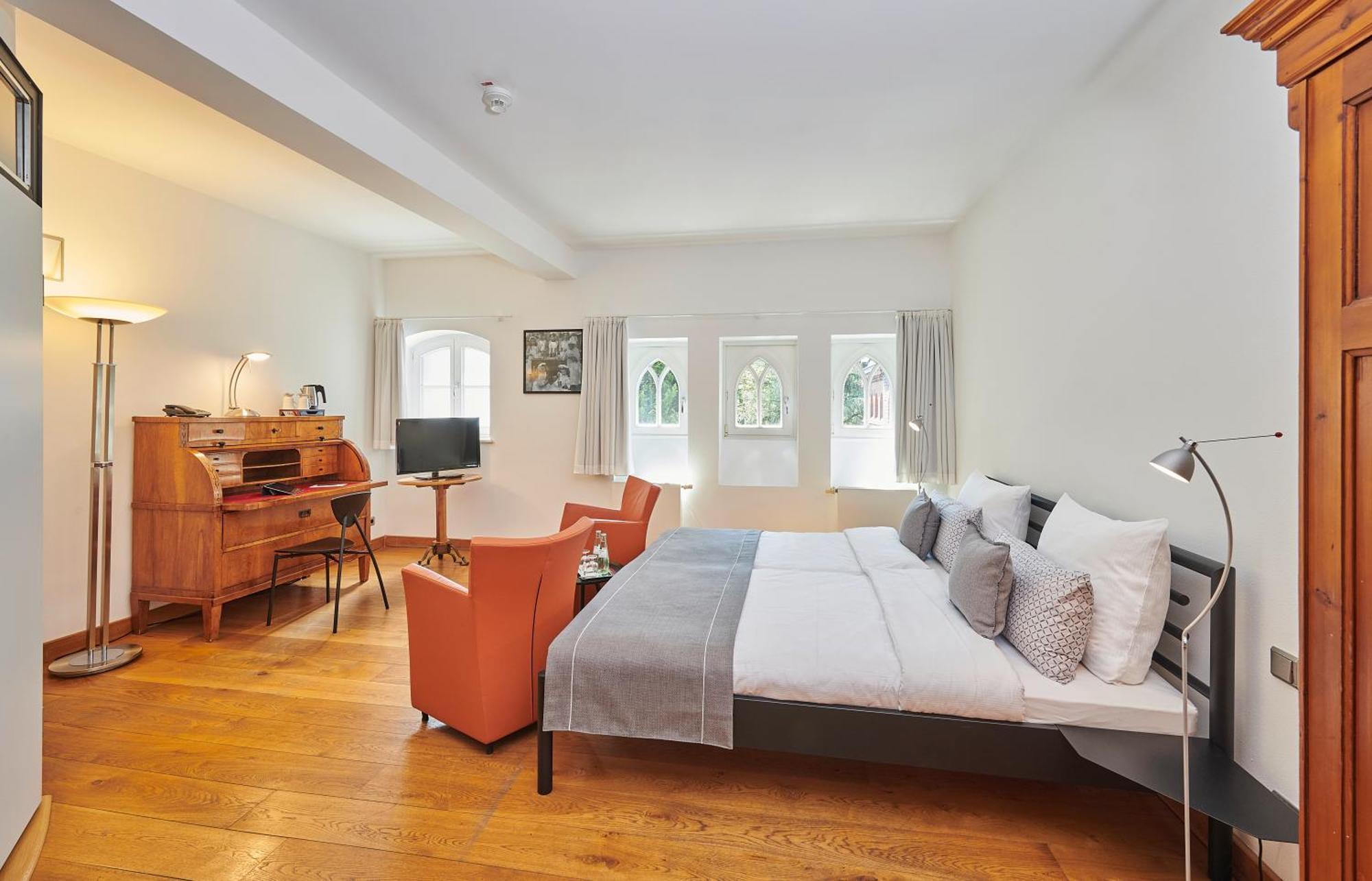 Hotel Mutterhaus Duesseldorf Bagian luar foto