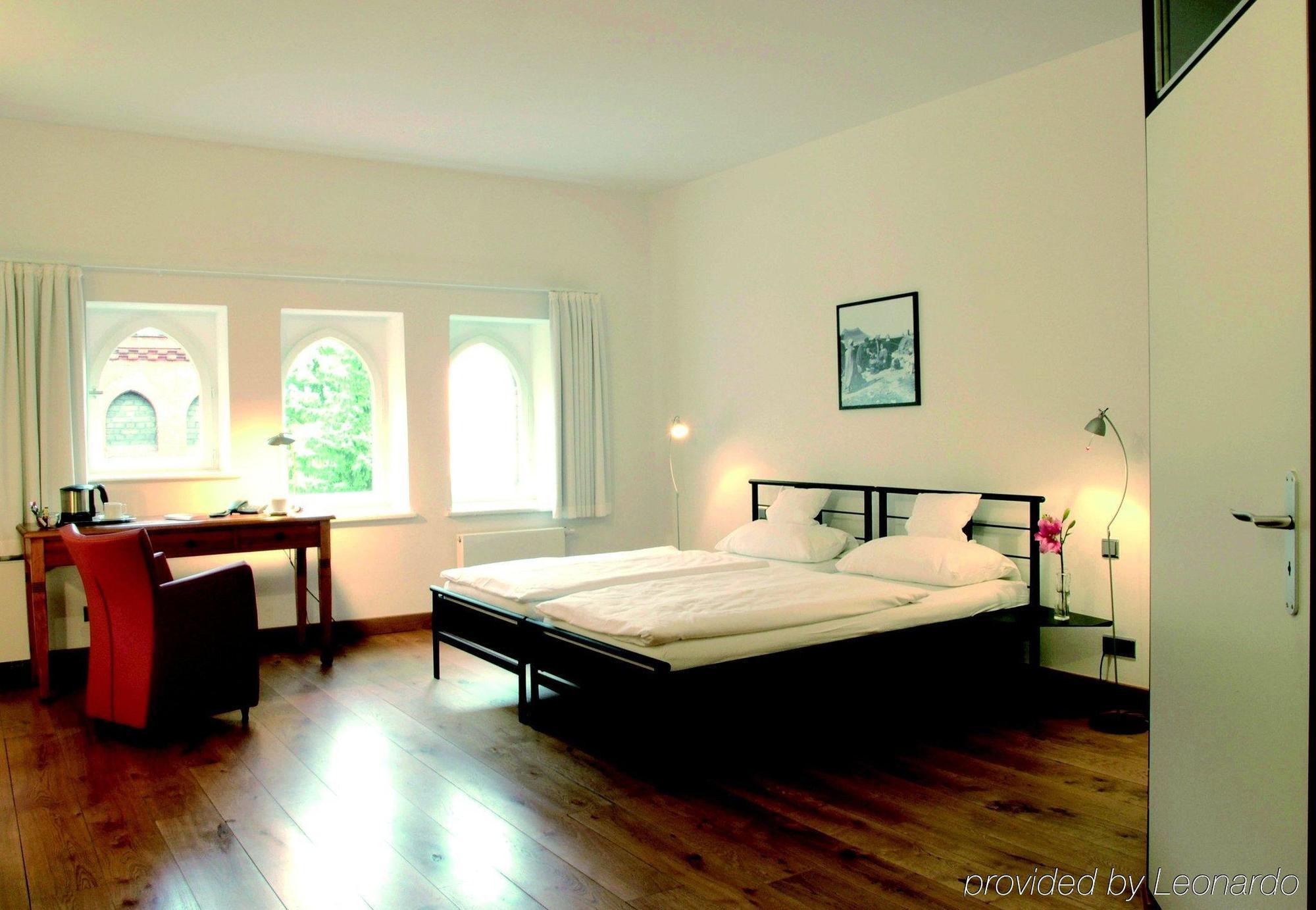 Hotel Mutterhaus Duesseldorf Bagian luar foto